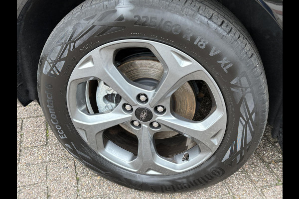 Ford Kuga 2.5 PHEV ST-Line 243pk | Wegklapbare trekhaak | Winter Pack | Ford Kuga 2.5 PHEV ST-Line 243pk | Wegklapbare trekhaak | Winter Pack |
