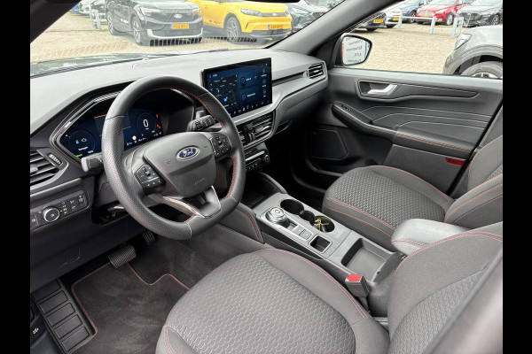 Ford Kuga 2.5 PHEV ST-Line 243pk | Wegklapbare trekhaak | Winter Pack | Ford Kuga 2.5 PHEV ST-Line 243pk | Wegklapbare trekhaak | Winter Pack |