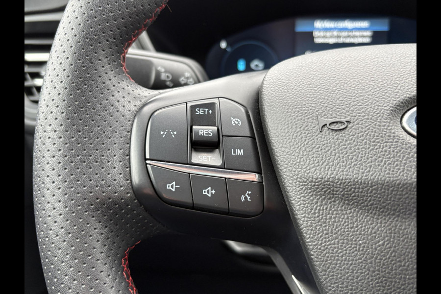 Ford Kuga 2.5 PHEV ST-Line 243pk | Wegklapbare trekhaak | Winter Pack | Ford Kuga 2.5 PHEV ST-Line 243pk | Wegklapbare trekhaak | Winter Pack |