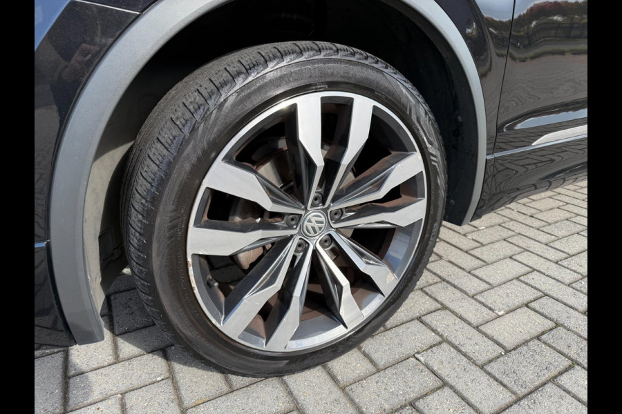 Volkswagen Tiguan Allspace 1.4 TSI | 7p. | R-Line | Pano | NL