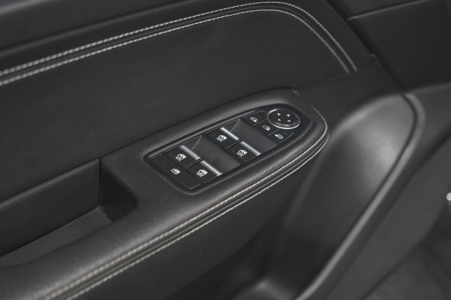 Renault Arkana 1.6 E-Tech Hybrid 145 Intens | Camera | Dodehoekdetectie | Adaptieve Cruise Control