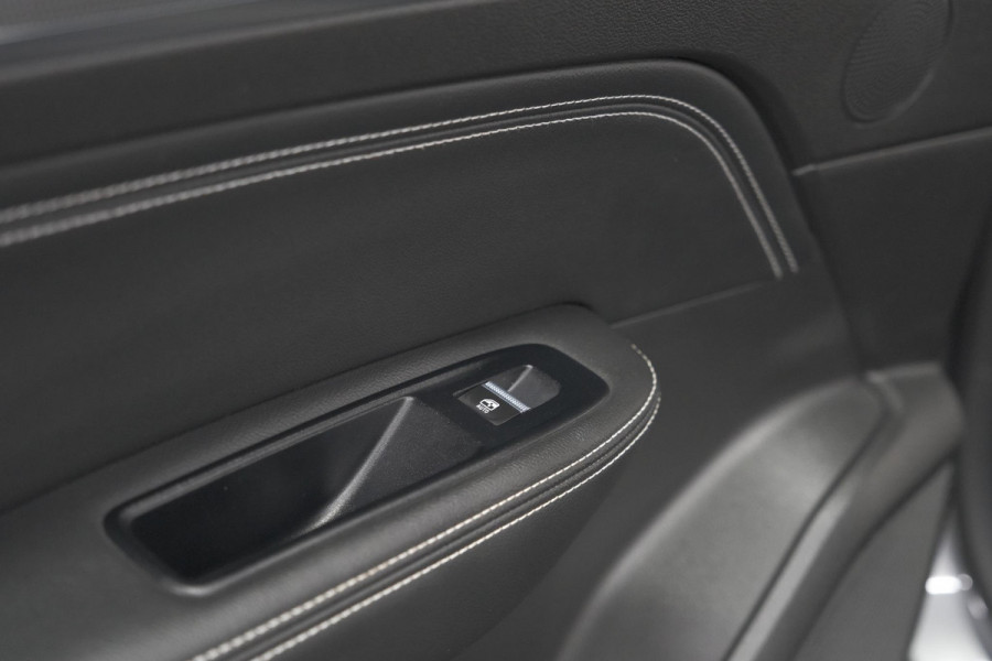 Renault Arkana 1.6 E-Tech Hybrid 145 Intens | Camera | Dodehoekdetectie | Adaptieve Cruise Control