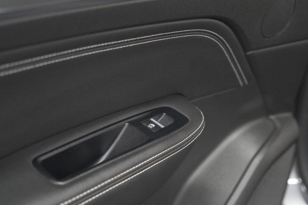 Renault Arkana 1.6 E-Tech Hybrid 145 Intens | Camera | Dodehoekdetectie | Adaptieve Cruise Control