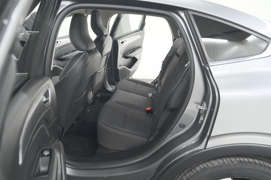 Renault Arkana 1.6 E-Tech Hybrid 145 Intens | Camera | Dodehoekdetectie | Adaptieve Cruise Control