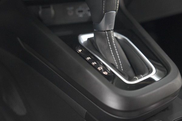 Renault Arkana 1.6 E-Tech Hybrid 145 Intens | Camera | Dodehoekdetectie | Adaptieve Cruise Control