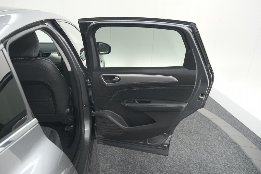 Renault Arkana 1.6 E-Tech Hybrid 145 Intens | Camera | Dodehoekdetectie | Adaptieve Cruise Control