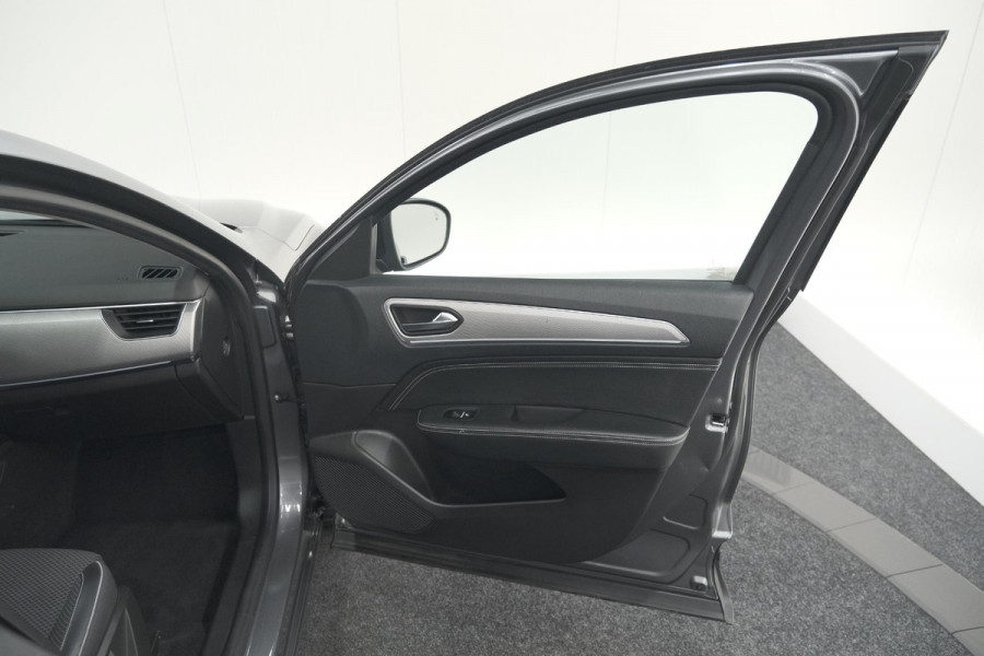 Renault Arkana 1.6 E-Tech Hybrid 145 Intens | Camera | Dodehoekdetectie | Adaptieve Cruise Control