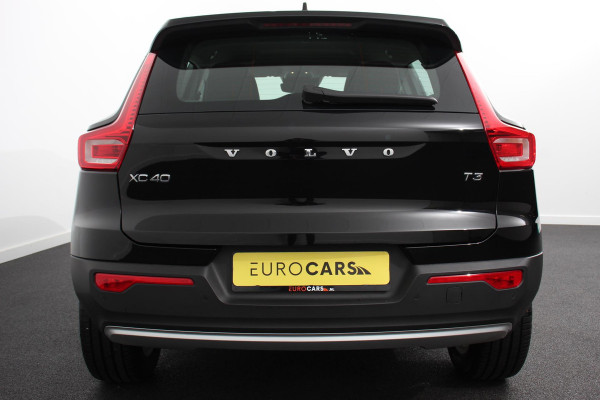 Volvo XC40 1.5 T3 163 pk Automaat Momentum | Navigatie | Apple Carplay / Android Auto | Parkeersensor achter | Adaptive Cruise Control | Virtual Cockpit | Stoelverwarming | LED kop- en mistlampen | Sensus Connect met High Performance Sound | Inductielader | Lane Assist Volvo XC40 1.5 T3 163 pk Automaat Momentum | Navigatie | Apple Carplay / Android Auto | Parkeersensor achter | Adaptive Cruise Control | Virtual Cockpit | Stoelverwarming | LED kop- en mistlampen | Sensus Connect met High Performance Sound | Inductielader | Lane Assist