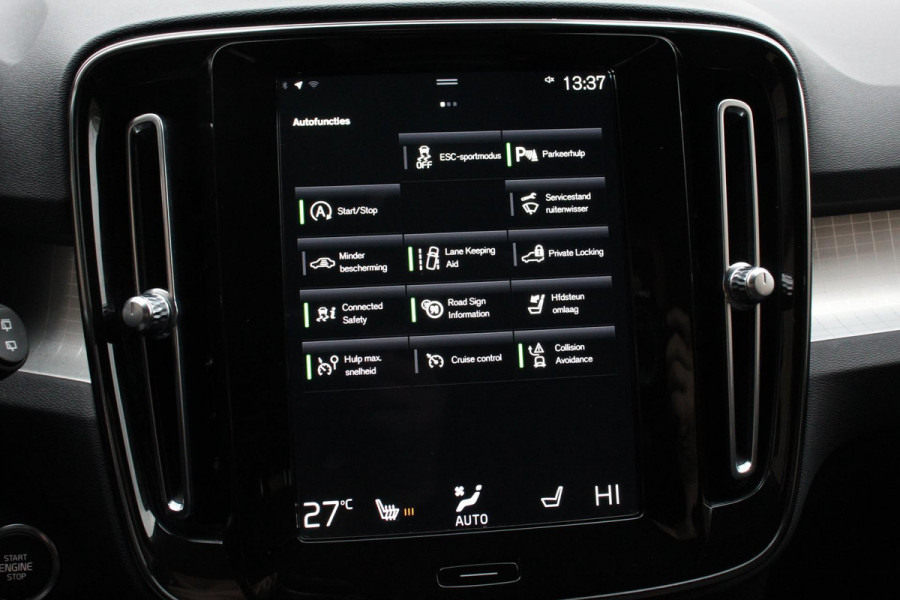 Volvo XC40 1.5 T3 163 pk Automaat Momentum | Navigatie | Apple Carplay / Android Auto | Parkeersensor achter | Adaptive Cruise Control | Virtual Cockpit | Stoelverwarming | LED kop- en mistlampen | Sensus Connect met High Performance Sound | Inductielader | Lane Assist Volvo XC40 1.5 T3 163 pk Automaat Momentum | Navigatie | Apple Carplay / Android Auto | Parkeersensor achter | Adaptive Cruise Control | Virtual Cockpit | Stoelverwarming | LED kop- en mistlampen | Sensus Connect met High Performance Sound | Inductielader | Lane Assist