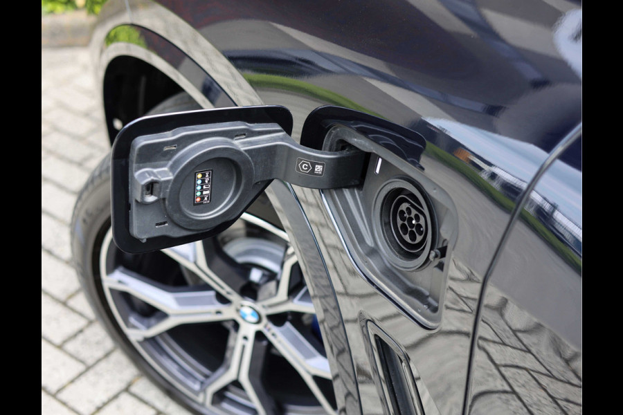 BMW X5 45e xDrive High Executive | Pano - Trekhaak - Dealer odh.