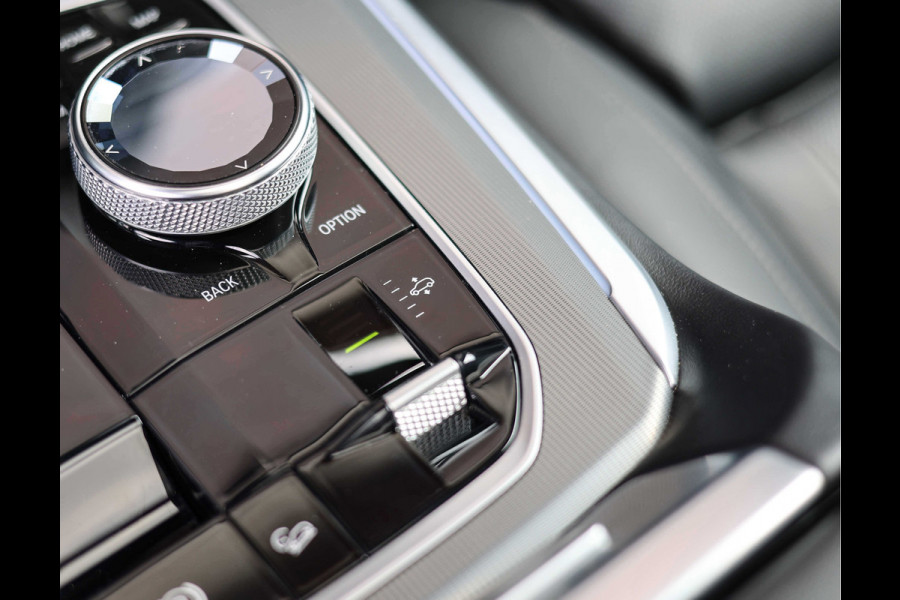 BMW X5 45e xDrive High Executive | Pano - Trekhaak - Dealer odh.