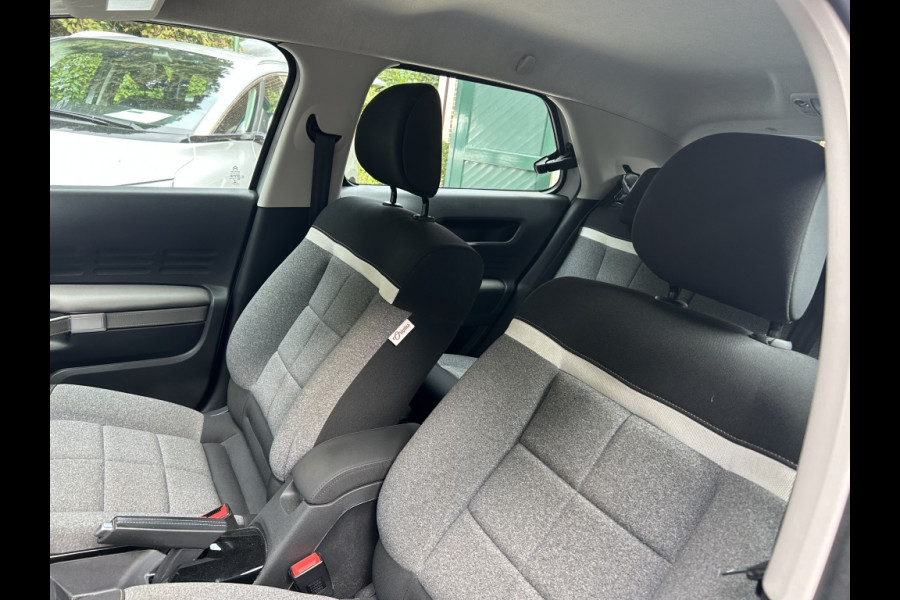 Citroën C4 Cactus 1.2 110pk Origins Navi, Carplay, LMV, 1e Eigenaar Citroën C4 Cactus 1.2 110pk Origins Navi, Carplay, LMV, 1e Eigenaar