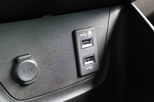 Opel Crossland X 1.2 Turbo Innovation | Navigatie | Cruise control | Start/stop | Keyless entry | Trekhaak | Opel Crossland X 1.2 Turbo Innovation | Navigatie | Cruise control | Start/stop | Keyless entry | Trekhaak |