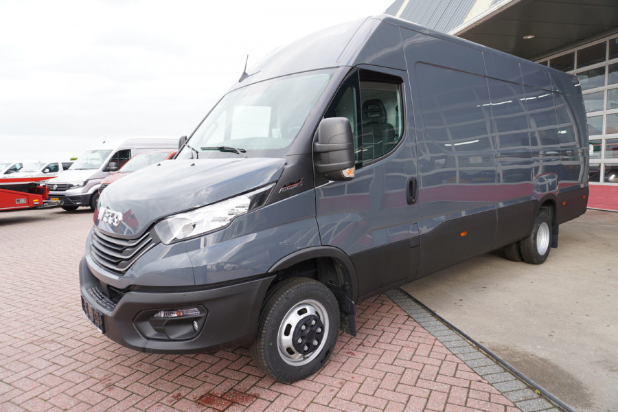 Iveco Daily 35C18HV 3.0 180PK 410L H2 Automaat nr. v129 | Dubbel lucht | Airco | Navi | Camera | Trekhaak 3500kg
