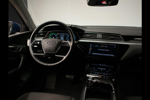 Audi e-tron E-tron 50 quattro Launch edition 71 kWh Sport (APPLE CARPLAY,LED,PDC,SPORTSTOELEN,DIGITALE COCKPIT,NETTESTAAT) Audi e-tron E-tron 50 quattro Launch edition 71 kWh Sport (APPLE CARPLAY,LED,PDC,SPORTSTOELEN,DIGITALE COCKPIT,NETTESTAAT)