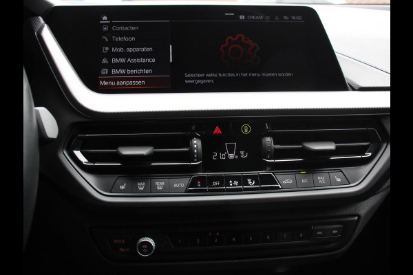 BMW 1-serie 118i M-Sport Climate Control Cruise control Stoelverwarming LED Parkeersensoren Apple carplay / Andriod auto Navigatie