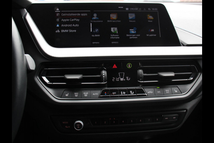 BMW 1-serie 118i M-Sport Climate Control Cruise control Stoelverwarming LED Parkeersensoren Apple carplay / Andriod auto Navigatie