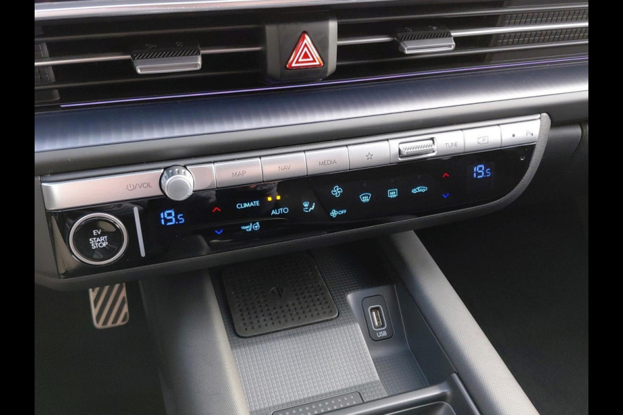 Hyundai IONIQ 6 Connect 77.4 kWh VAN €56.290 VOOR €46.290 Hyundai IONIQ 6 Connect 77.4 kWh VAN €56.290 VOOR €46.290