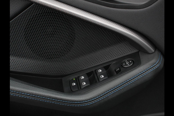 BMW 1-serie 118i M-Sport Climate Control Cruise control Stoelverwarming LED Parkeersensoren Apple carplay / Andriod auto Navigatie