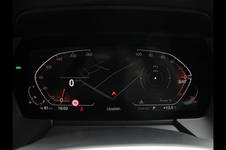 BMW 1-serie 118i M-Sport Climate Control Cruise control Stoelverwarming LED Parkeersensoren Apple carplay / Andriod auto Navigatie