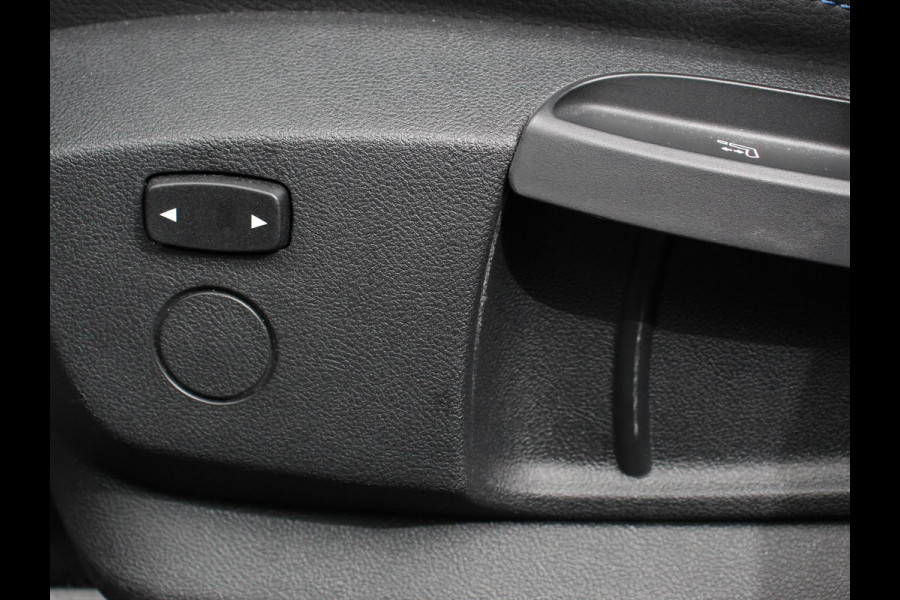 BMW 1-serie 118i M-Sport Climate Control Cruise control Stoelverwarming LED Parkeersensoren Apple carplay / Andriod auto Navigatie