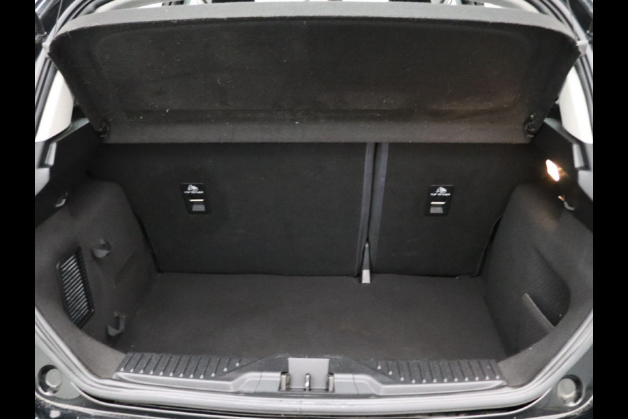 Ford Fiesta 85pk Trend Cruise | Climate | Carplay | Navi | Parkeersens. achter Ford Fiesta 85pk Trend Cruise | Climate | Carplay | Navi | Parkeersens. achter