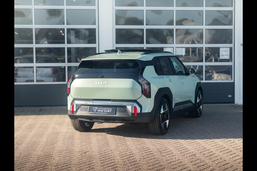 Kia EV3 Plus Advanced 81.4 kWh | Uit voorraad, dus snel rijden | 600km Rijbereik | Navi | 19" | Adapt. Cruise | Clima | Schuif/Kanteldak | Stoel&Stuurverw. | Priv Glass | BSM | Harman Kardon Kia EV3 Plus Advanced 81.4 kWh | Uit voorraad, dus snel rijden | 600km Rijbereik | Navi | 19" | Adapt. Cruise | Clima | Schuif/Kanteldak | Stoel&Stuurverw. | Priv Glass | BSM | Harman Kardon