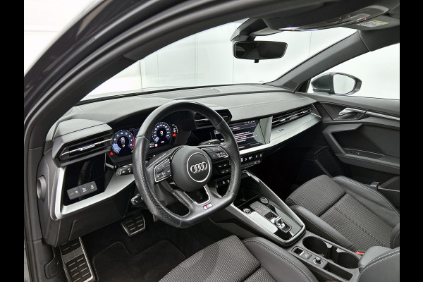 Audi A3 Sportback 35 TFSI S edition (STOELVERWARMING, SPORTSTOELEN, LED, CLIMA, 1e EIGENAAR, GOED ONDERHOUDEN) Audi A3 Sportback 35 TFSI S edition (STOELVERWARMING, SPORTSTOELEN, LED, CLIMA, 1e EIGENAAR, GOED ONDERHOUDEN)