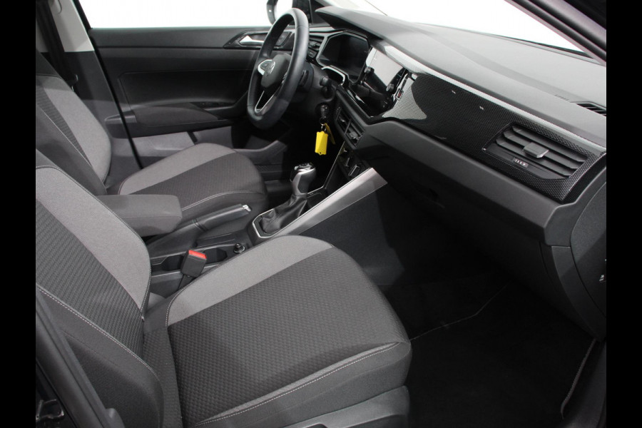 Volkswagen Taigo 1.0 TSI 110pk DSG Life Plus | Navigatie | Apple Carplay/Android Auto | Digitale Cockpit | Adaptive Cruise Control | Dab | Verwarmde stoelen