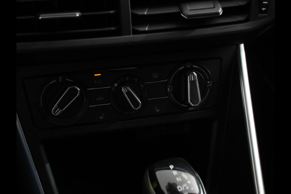 Volkswagen Taigo 1.0 TSI 110pk DSG Life Plus | Navigatie | Apple Carplay/Android Auto | Digitale Cockpit | Adaptive Cruise Control | Dab | Verwarmde stoelen