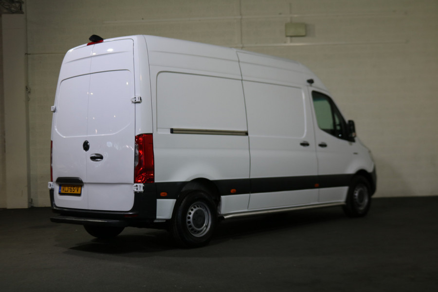 Mercedes-Benz eSprinter L2 H2 55 kWh Airco 270gr Achterdeuren Mercedes-Benz eSprinter L2 H2 55 kWh Airco 270gr Achterdeuren