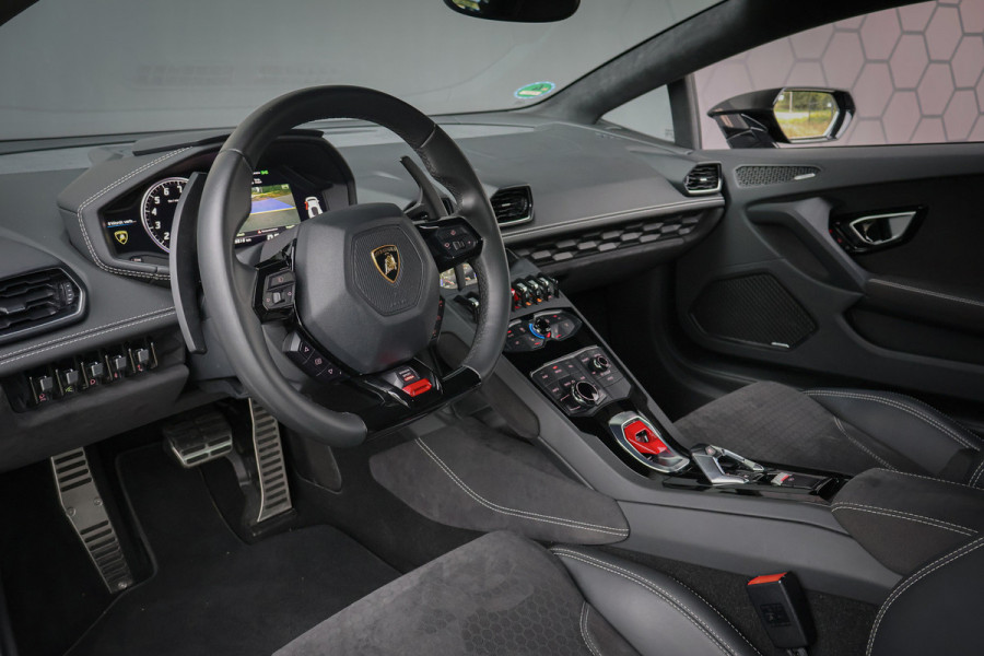 Lamborghini Huracan 5.2 V10 LP610-4 AVIO | 1 OF 250 | LIFTING | 1 EIGENAAR | DEALER ONDERHOUDEN | CRUISE CONTROL | STOELVERWARMING | ELEKTRISCHE STO