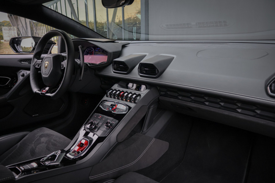 Lamborghini Huracan 5.2 V10 LP610-4 AVIO | 1 OF 250 | LIFTING | 1 EIGENAAR | DEALER ONDERHOUDEN | CRUISE CONTROL | STOELVERWARMING | ELEKTRISCHE STO