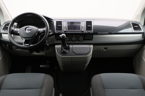 Volkswagen Transporter 2.0 TDI L2H1 DC Highline Automaat Navigatie, Cruise, Trekhaak, DAB, PDC, Bluetooth