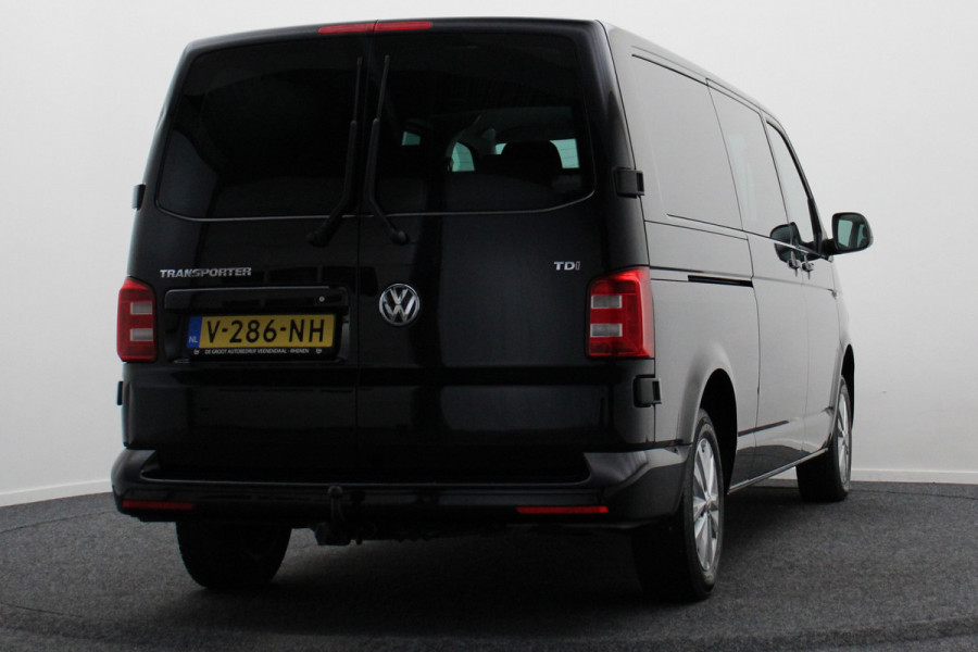 Volkswagen Transporter 2.0 TDI L2H1 DC Highline Automaat Navigatie, Cruise, Trekhaak, DAB, PDC, Bluetooth