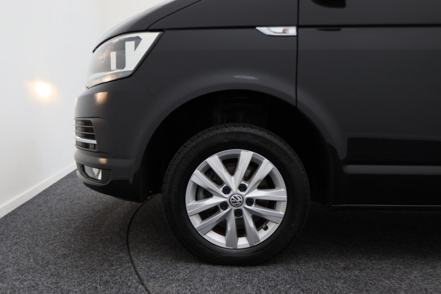 Volkswagen Transporter 2.0 TDI L2H1 DC Highline Automaat Navigatie, Cruise, Trekhaak, DAB, PDC, Bluetooth