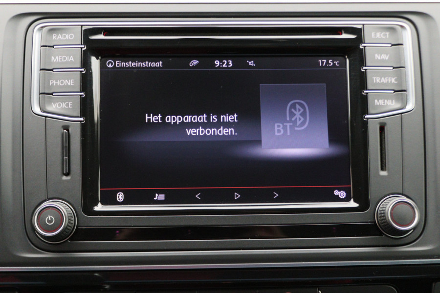 Volkswagen Transporter 2.0 TDI L2H1 DC Highline Automaat Navigatie, Cruise, Trekhaak, DAB, PDC, Bluetooth