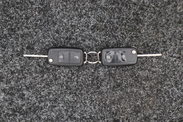 Volkswagen Transporter 2.0 TDI L2H1 DC Highline Automaat Navigatie, Cruise, Trekhaak, DAB, PDC, Bluetooth