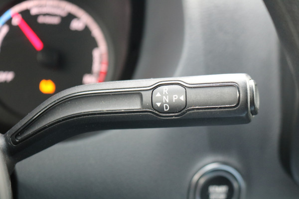 Mercedes-Benz eSprinter L2 H2 55 kWh Airco 270gr Achterdeuren Mercedes-Benz eSprinter L2 H2 55 kWh Airco 270gr Achterdeuren