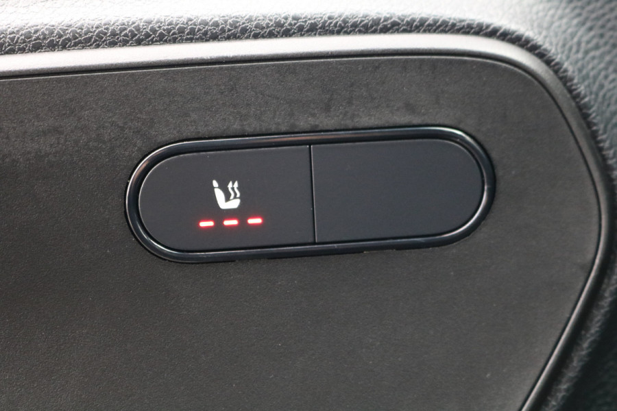 Mercedes-Benz eSprinter L2 H2 55 kWh Airco 270gr Achterdeuren Mercedes-Benz eSprinter L2 H2 55 kWh Airco 270gr Achterdeuren