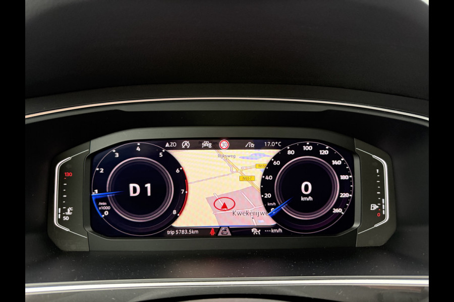Volkswagen Tiguan Allspace 1.5 TSI Highline 7p. DSG Highline | R-line | Pano dak