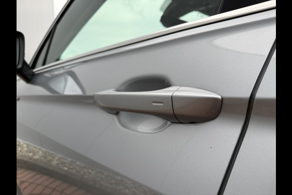 Volkswagen Tiguan Allspace 1.5 TSI Highline 7p. DSG Highline | R-line | Pano dak