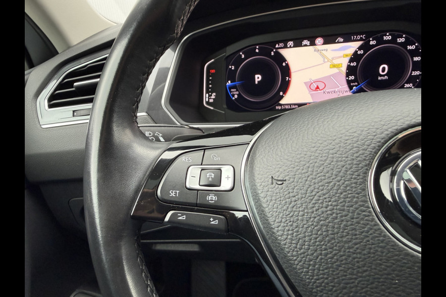 Volkswagen Tiguan Allspace 1.5 TSI Highline 7p. DSG Highline | R-line | Pano dak