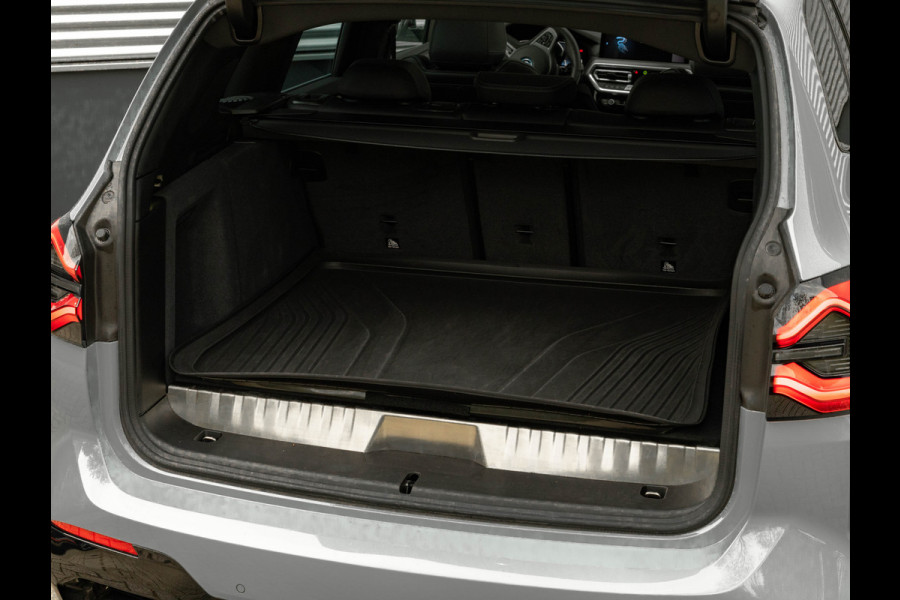 BMW X3 xDrive30e M-Sport - Pano - Memory - ACC - Harman Kardon - Camera BMW X3 xDrive30e M-Sport - Pano - Memory - ACC - Harman Kardon - Camera