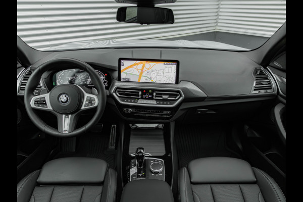BMW X3 xDrive30e M-Sport - Pano - Memory - ACC - Harman Kardon - Camera BMW X3 xDrive30e M-Sport - Pano - Memory - ACC - Harman Kardon - Camera