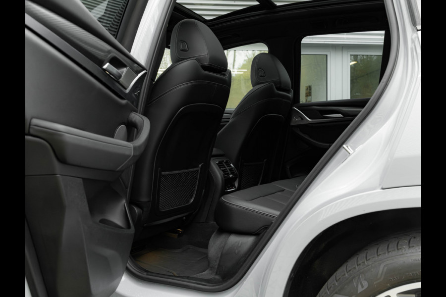 BMW X3 xDrive30e M-Sport - Pano - Memory - ACC - Harman Kardon - Camera BMW X3 xDrive30e M-Sport - Pano - Memory - ACC - Harman Kardon - Camera