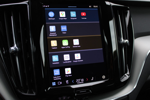 Volvo XC60 2.0 T6 Plug-in hybrid AWD Plus Black Edition | Trekhaak | 360 Camera | H&K | BLIS | Volvo XC60 2.0 T6 Plug-in hybrid AWD Plus Black Edition | Trekhaak | 360 Camera | H&K | BLIS |