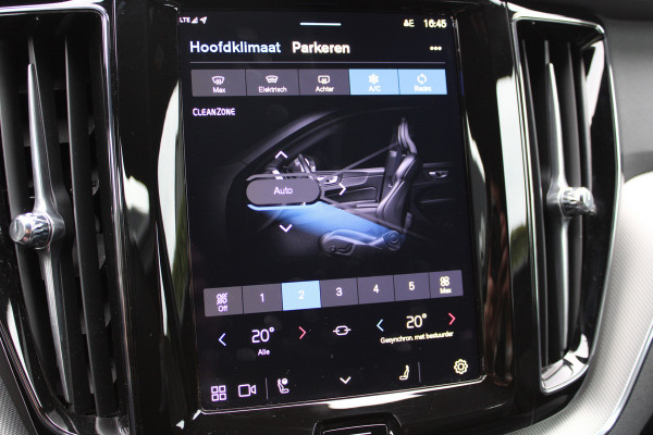 Volvo XC60 2.0 T6 Plug-in hybrid AWD Plus Black Edition | Trekhaak | 360 Camera | H&K | BLIS | Volvo XC60 2.0 T6 Plug-in hybrid AWD Plus Black Edition | Trekhaak | 360 Camera | H&K | BLIS |