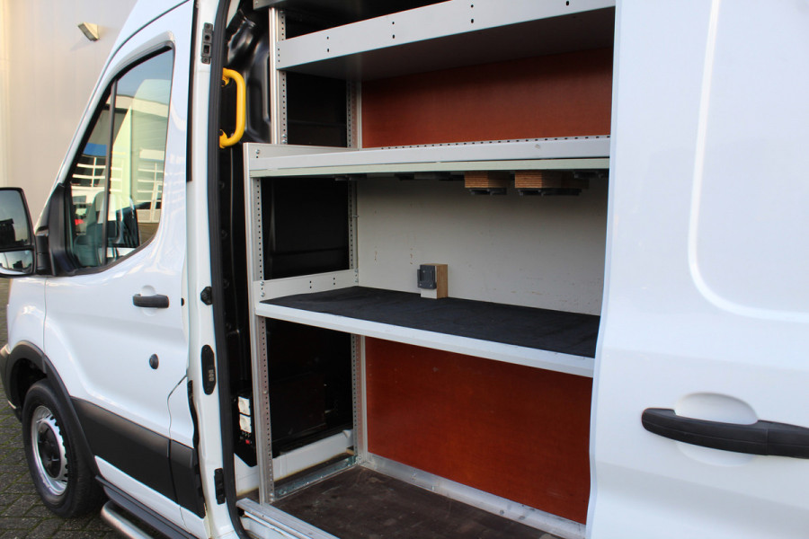 Ford Transit 290 2.0-105pk TDCI L2H2 Ambiente. Compleet ingerichte Ford Transit ! Camera, pdc v+a, airco, ladder achterd., opstaptrede met trekhaak, imperiaal met ladder, omvormer naar 220V, etc etc. Ford Transit 290 2.0-105pk TDCI L2H2 Ambiente. Compleet ingerichte Ford Transit ! Camera, pdc v+a, airco, ladder achterd., opstaptrede met trekhaak, imperiaal met ladder, omvormer naar 220V, etc etc.