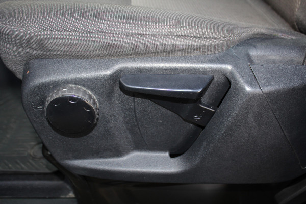 Ford Transit 290 2.0-105pk TDCI L2H2 Ambiente. Compleet ingerichte Ford Transit ! Camera, pdc v+a, airco, ladder achterd., opstaptrede met trekhaak, imperiaal met ladder, omvormer naar 220V, etc etc. Ford Transit 290 2.0-105pk TDCI L2H2 Ambiente. Compleet ingerichte Ford Transit ! Camera, pdc v+a, airco, ladder achterd., opstaptrede met trekhaak, imperiaal met ladder, omvormer naar 220V, etc etc.